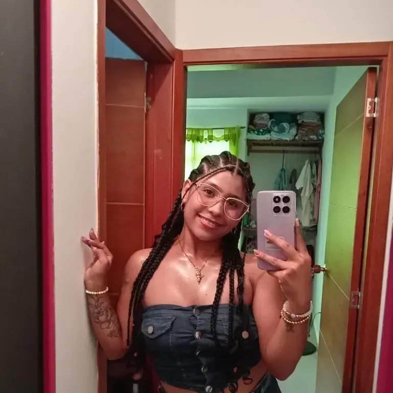 
                        Helen
                     is Female Escorts. | windsor | Ontario | Canada | canadapleasure.com 