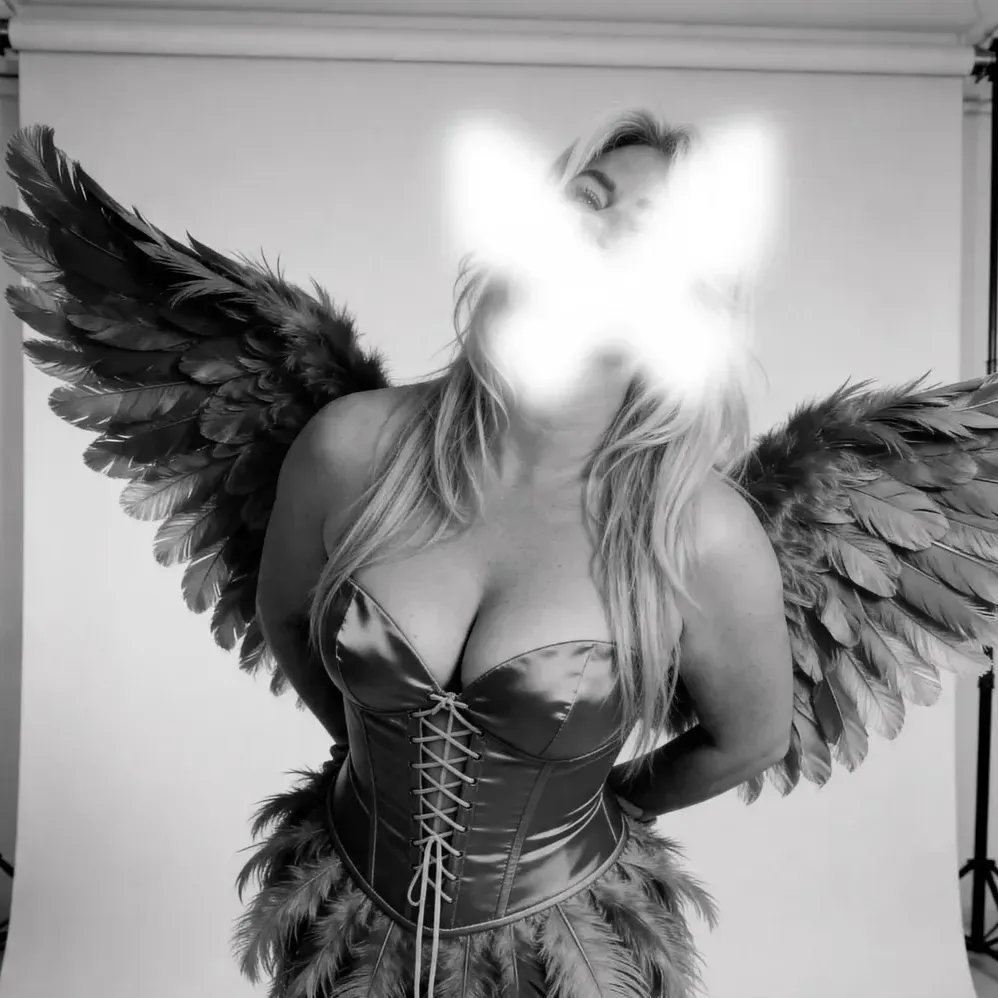 
                        Sara
                     is Female Escorts. | Kingston | Ontario | Canada | canadapleasure.com 