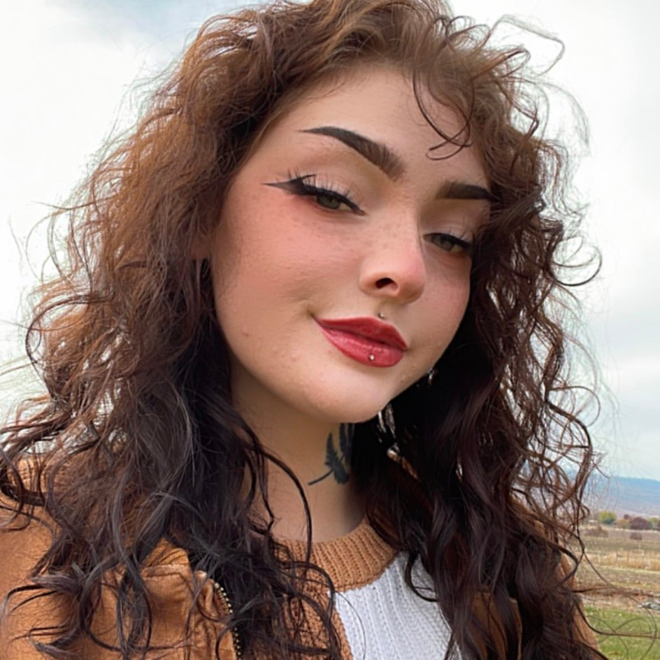 Rose is Female Escorts. | Peace River Country | British Columbia | Canada | canadapleasure.com 