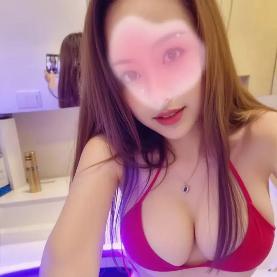 
                        Anna
                     is Female Escorts. | Vancouver | British Columbia | Canada | canadapleasure.com 