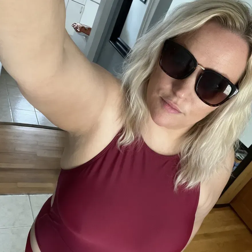 
                        Summer
                     is Female Escorts. | Niagara | Ontario | Canada | canadapleasure.com 
