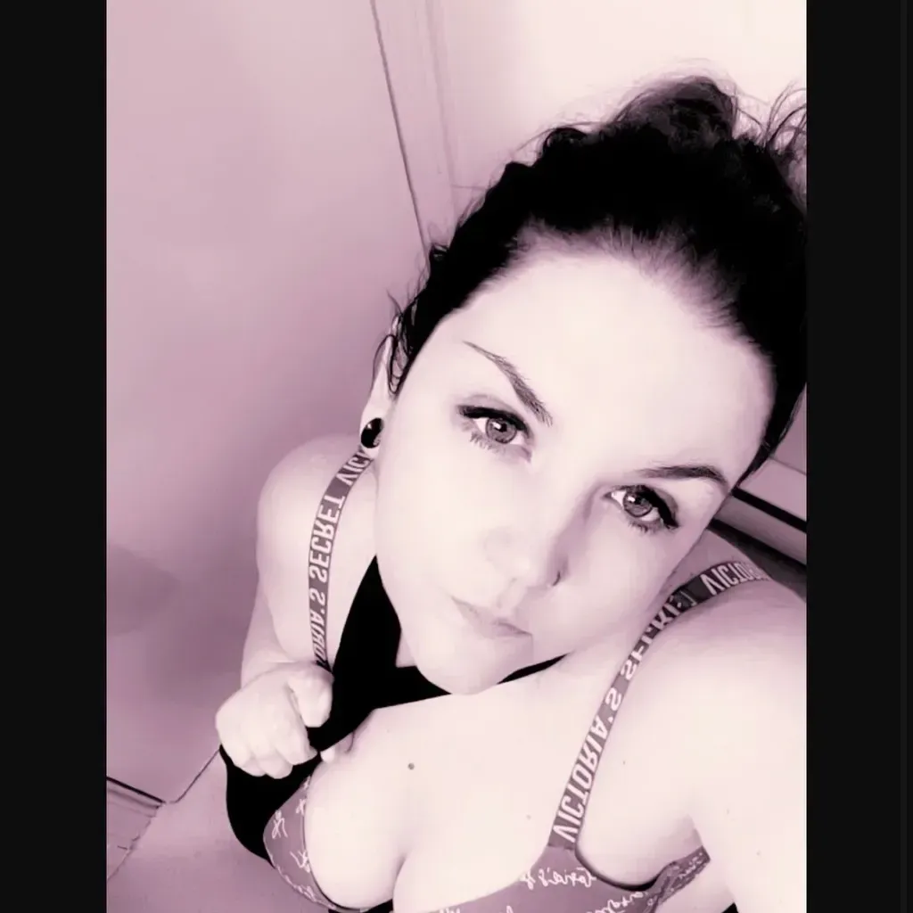 
                        Sav
                     is Female Escorts. | Ottawa | Ontario | Canada | canadapleasure.com 