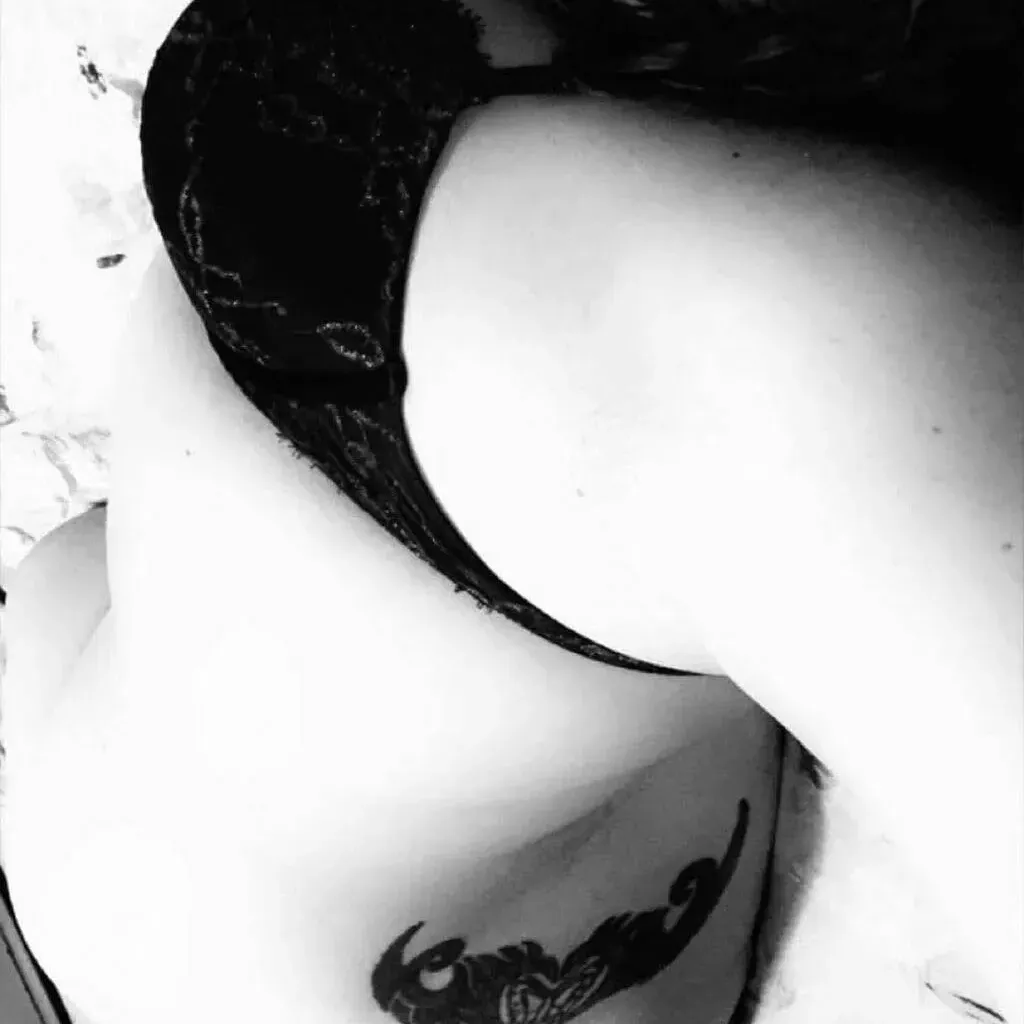 
                        Sav
                     is Female Escorts. | Ottawa | Ontario | Canada | canadapleasure.com 