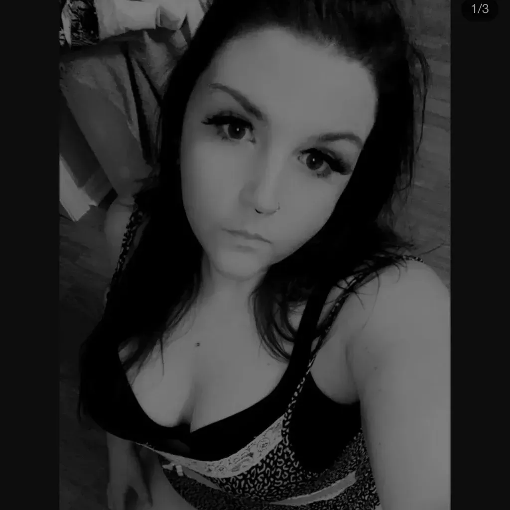 
                        Sav
                     is Female Escorts. | Ottawa | Ontario | Canada | canadapleasure.com 