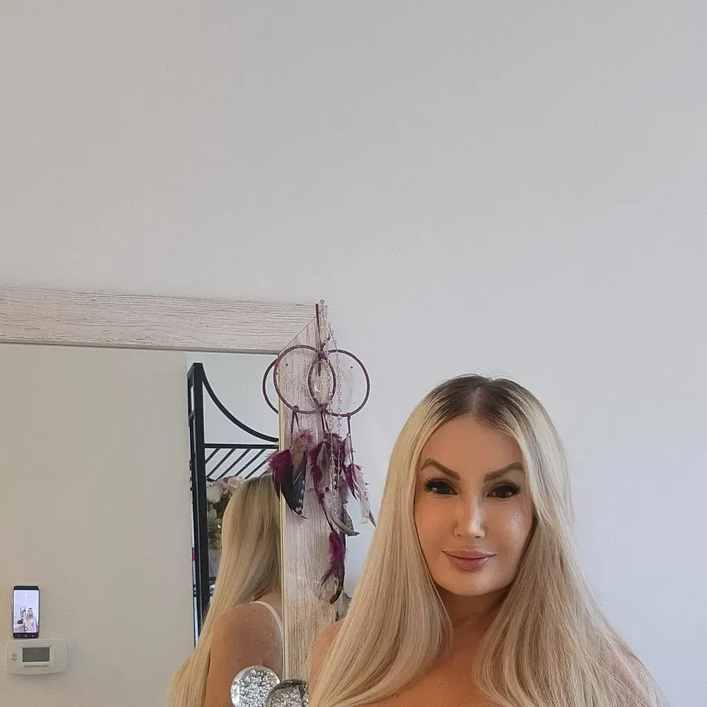 
                        Kelly Perfection
                     is Female Escorts. | Toronto | Ontario | Canada | canadapleasure.com 