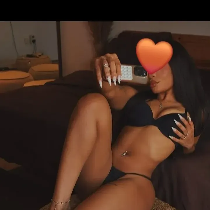 
                        Amanda
                     is Female Escorts. | Montreal | Quebec | Canada | canadapleasure.com 