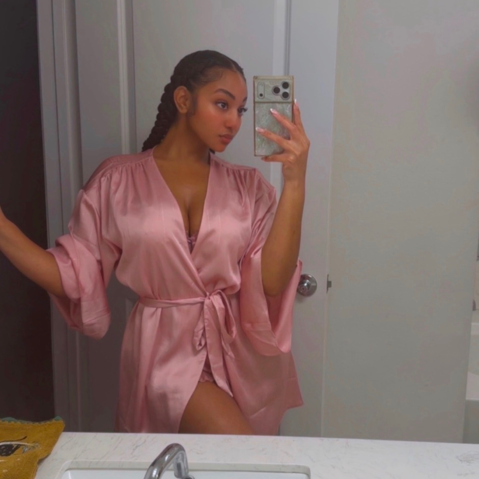 Cheri is Female Escorts. | Hanover | Ontario | Canada | canadapleasure.com 
