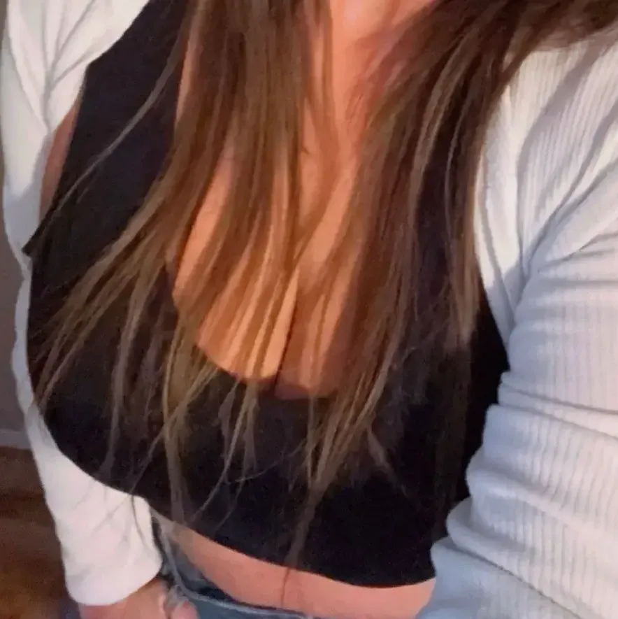 
                        Felicity
                     is Female Escorts. | Red Deer | Alberta | Canada | canadapleasure.com 