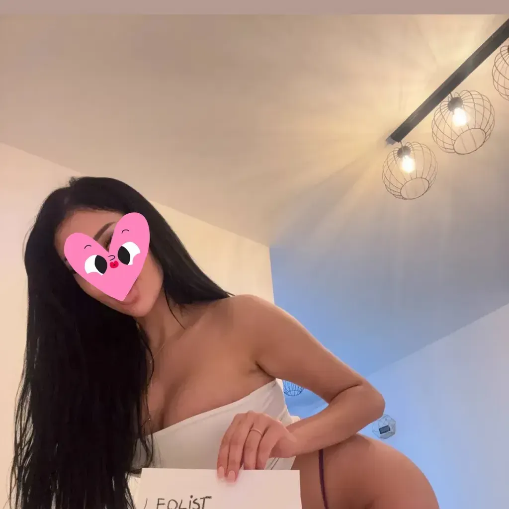
                        Nikki
                     is Female Escorts. | Quebec City | Quebec | Canada | canadapleasure.com 