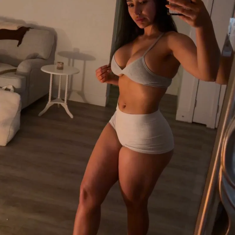 Joyce is Female Escorts. | Ft Mcmurray | Alberta | Canada | canadapleasure.com 