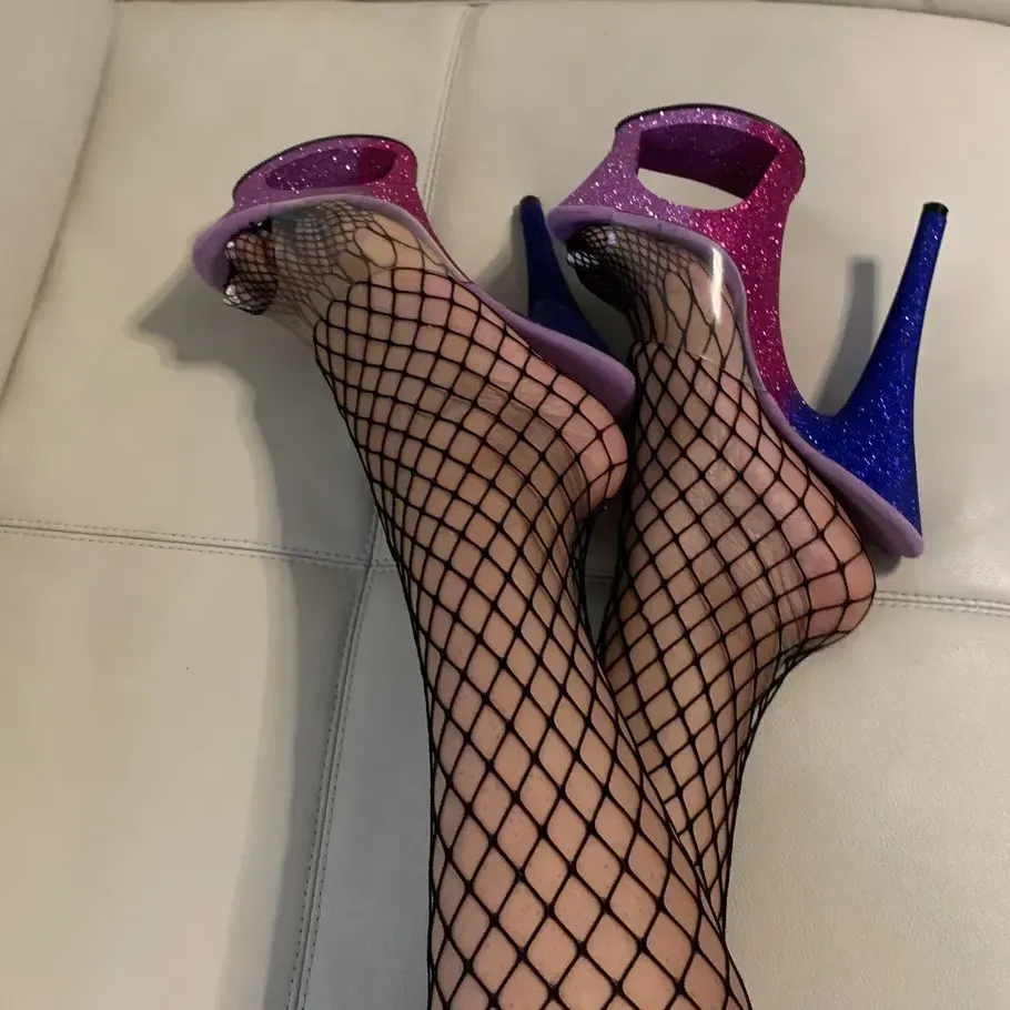 
                        Destinee
                     is Female Escorts. | Kitchener | Ontario | Canada | canadapleasure.com 