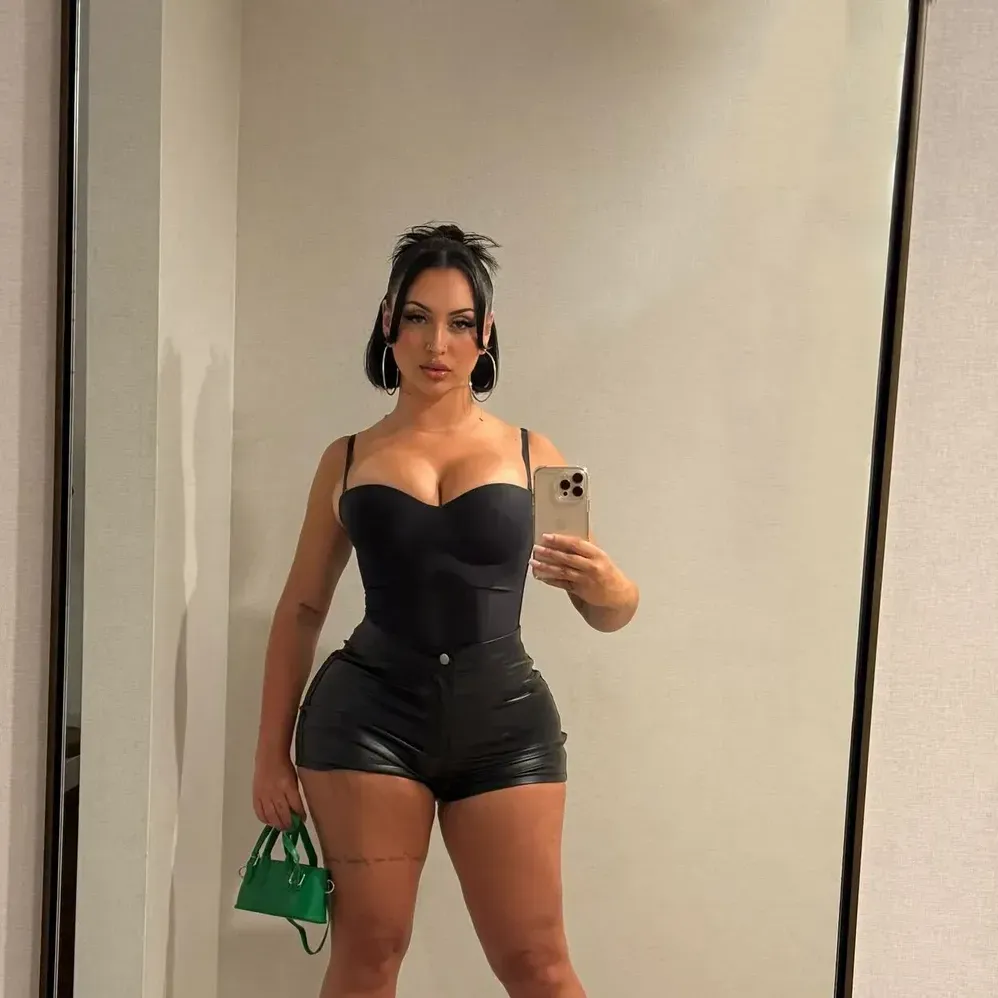 
                        SAHLT
                     is Female Escorts. | Sarnia | Ontario | Canada | canadapleasure.com 