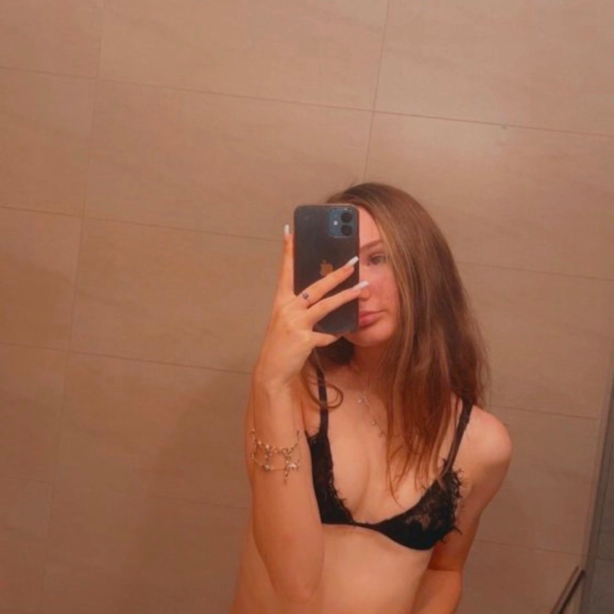 Luisa is Female Escorts. | Victoria | British Columbia | Canada | canadapleasure.com 