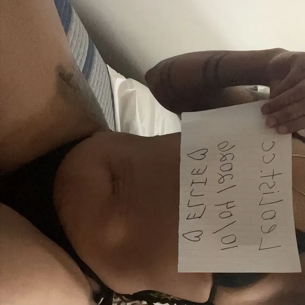 
                        Ellie
                     is Female Escorts. | Toronto | Ontario | Canada | canadapleasure.com 