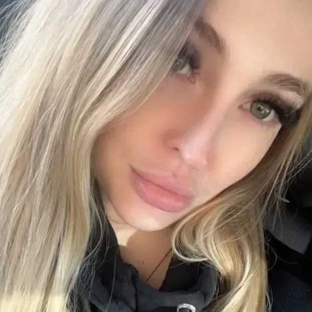 
                        Bella
                     is Female Escorts. | Red Deer | Alberta | Canada | canadapleasure.com 