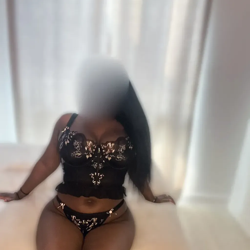 
                        Mia
                     is Female Escorts. | Quebec City | Quebec | Canada | canadapleasure.com 
