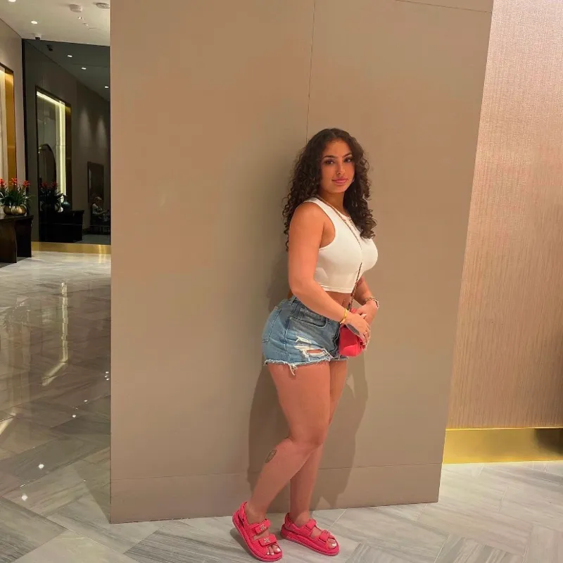 Danialle is Female Escorts. | Montreal | Quebec | Canada | canadapleasure.com 