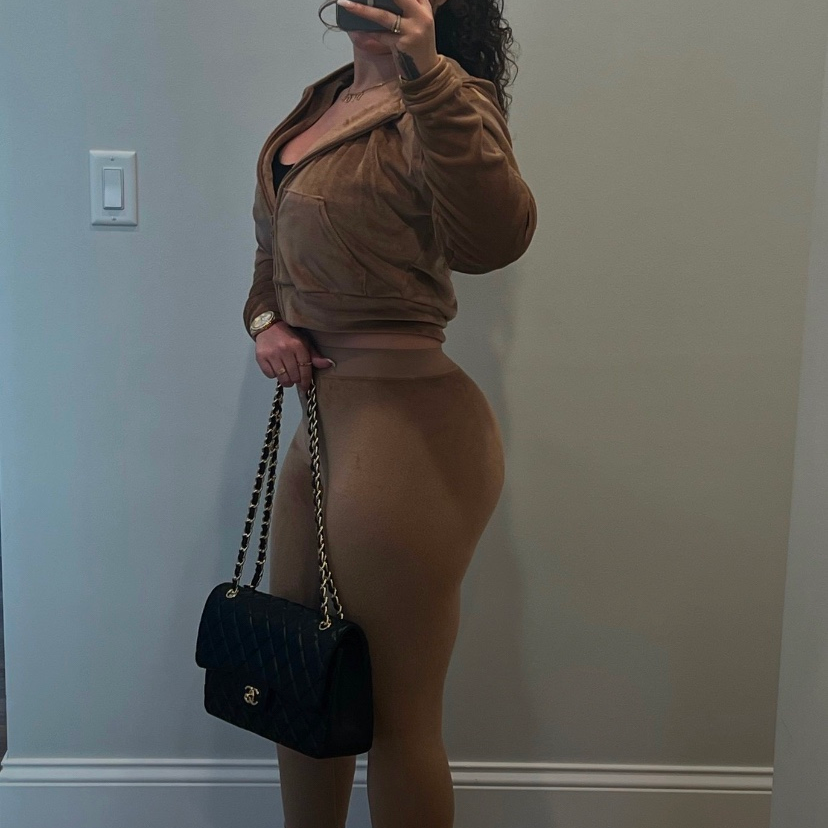 Danialle is Female Escorts. | Montreal | Quebec | Canada | canadapleasure.com 