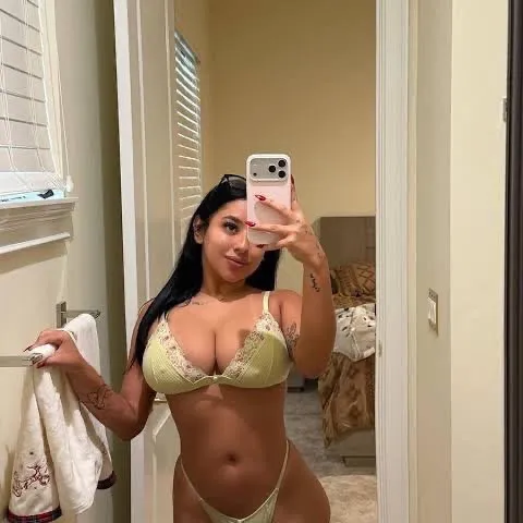 Charlotte is Female Escorts. | Roblin | Manitoba | Canada | canadapleasure.com 