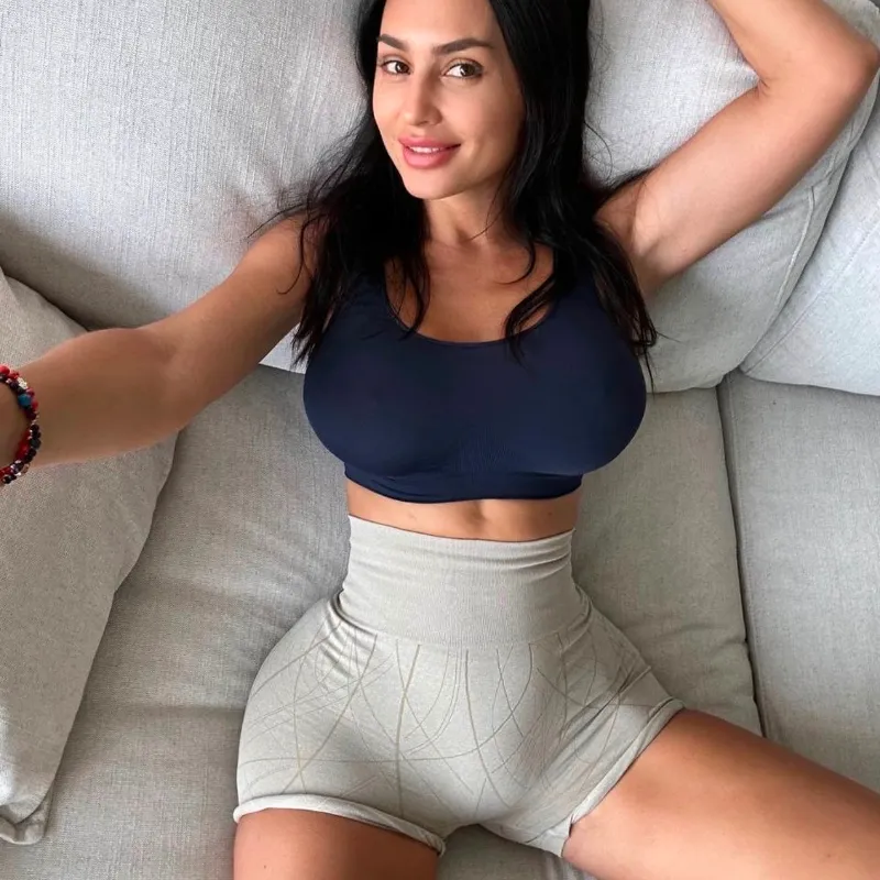 Joyce is Female Escorts. | Skeena | British Columbia | Canada | canadapleasure.com 