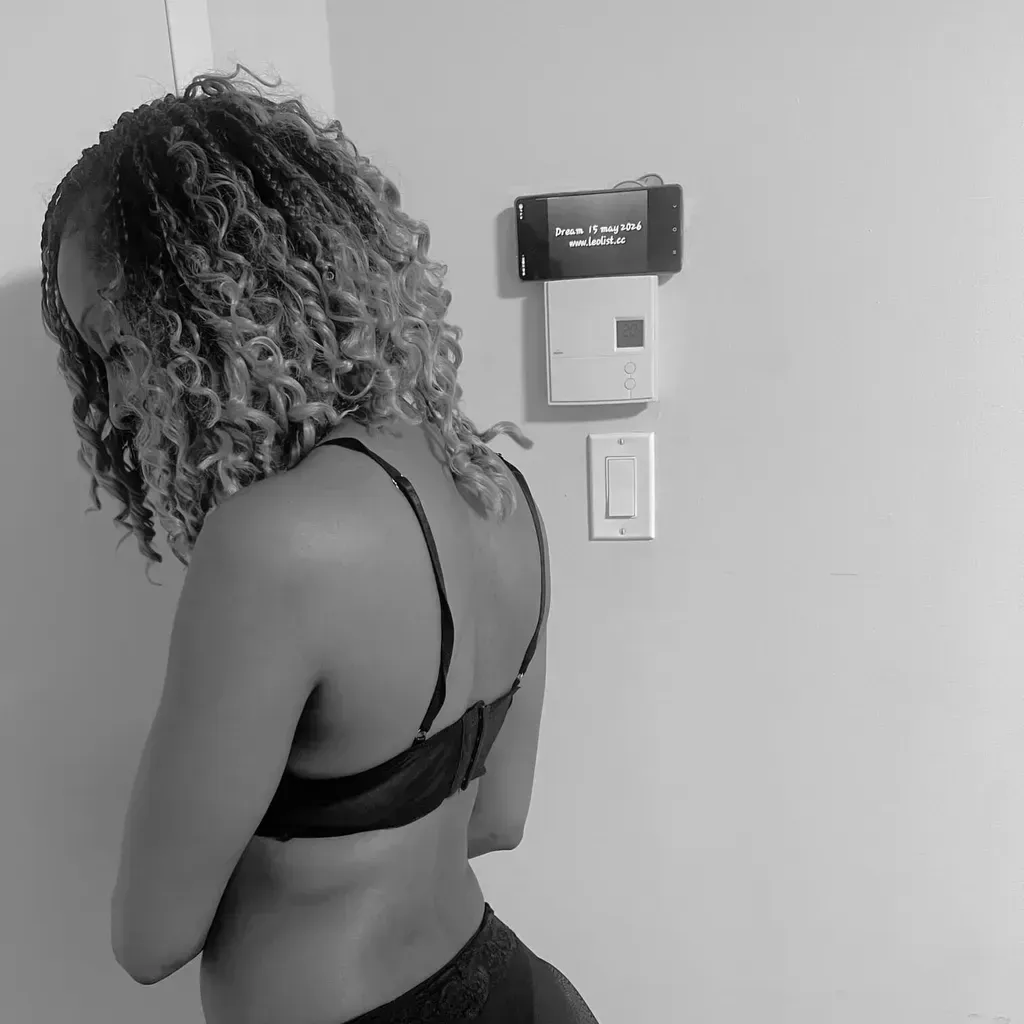 
                        Dream
                     is Female Escorts. | Montreal | Quebec | Canada | canadapleasure.com 