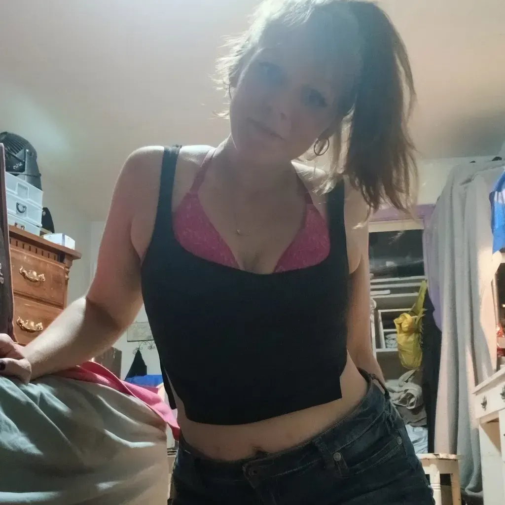 
                        Emily
                     is Female Escorts. | Cornwall | Ontario | Canada | canadapleasure.com 