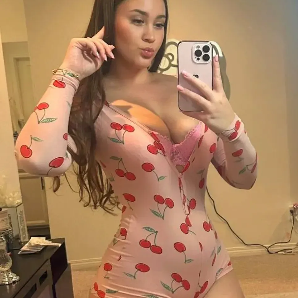 
                        Chloe 236.233.3902
                     is Female Escorts. | Medicine Hat | Alberta | Canada | canadapleasure.com 
