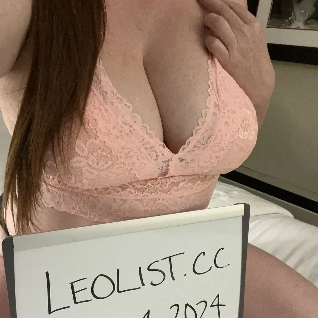 
                        Molly
                     is Female Escorts. | Toronto | Ontario | Canada | canadapleasure.com 