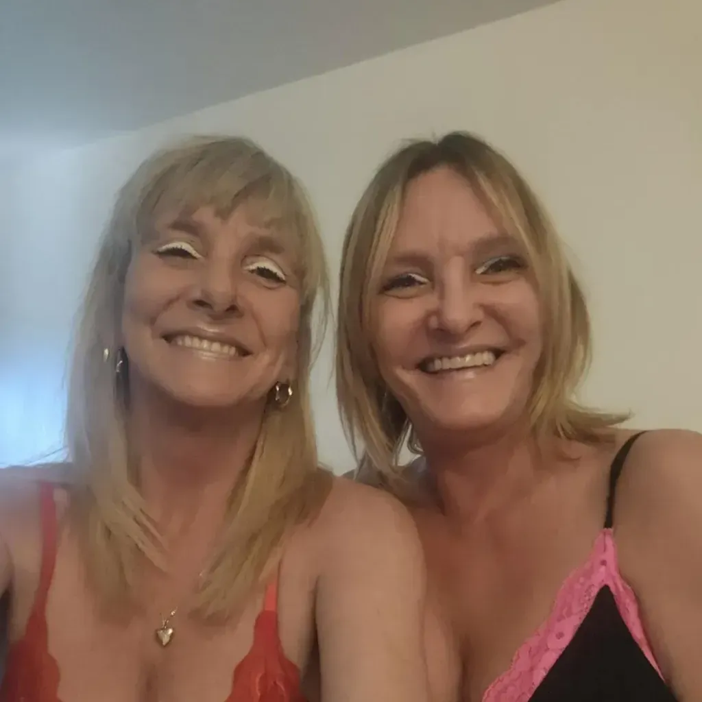 
                        Duo avec ma soeur air cli
                     is Female Escorts. | Montreal | Quebec | Canada | canadapleasure.com 