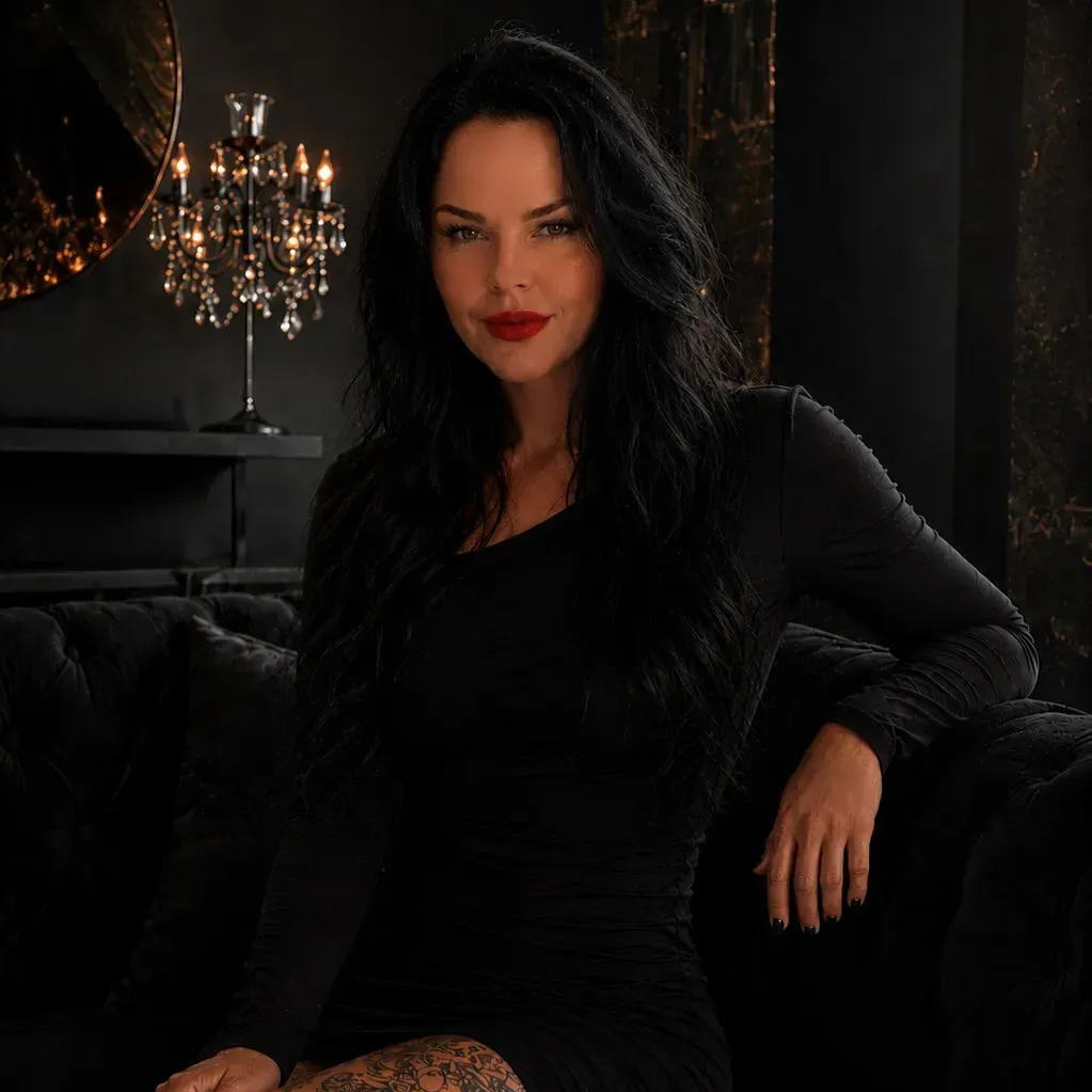 
                        Naughty Knickers
                     is Female Escorts. | Nanaimo | British Columbia | Canada | canadapleasure.com 