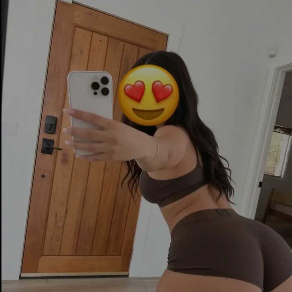 
                        Cassie
                     is Female Escorts. | Quebec City | Quebec | Canada | canadapleasure.com 