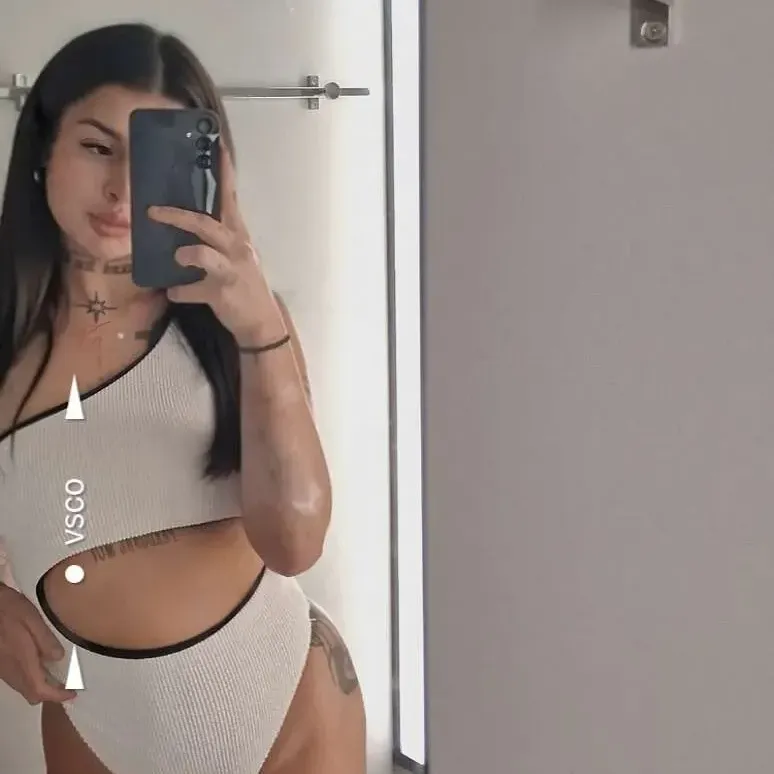 
                        Elextra
                     is Female Escorts. | Montreal | Quebec | Canada | canadapleasure.com 