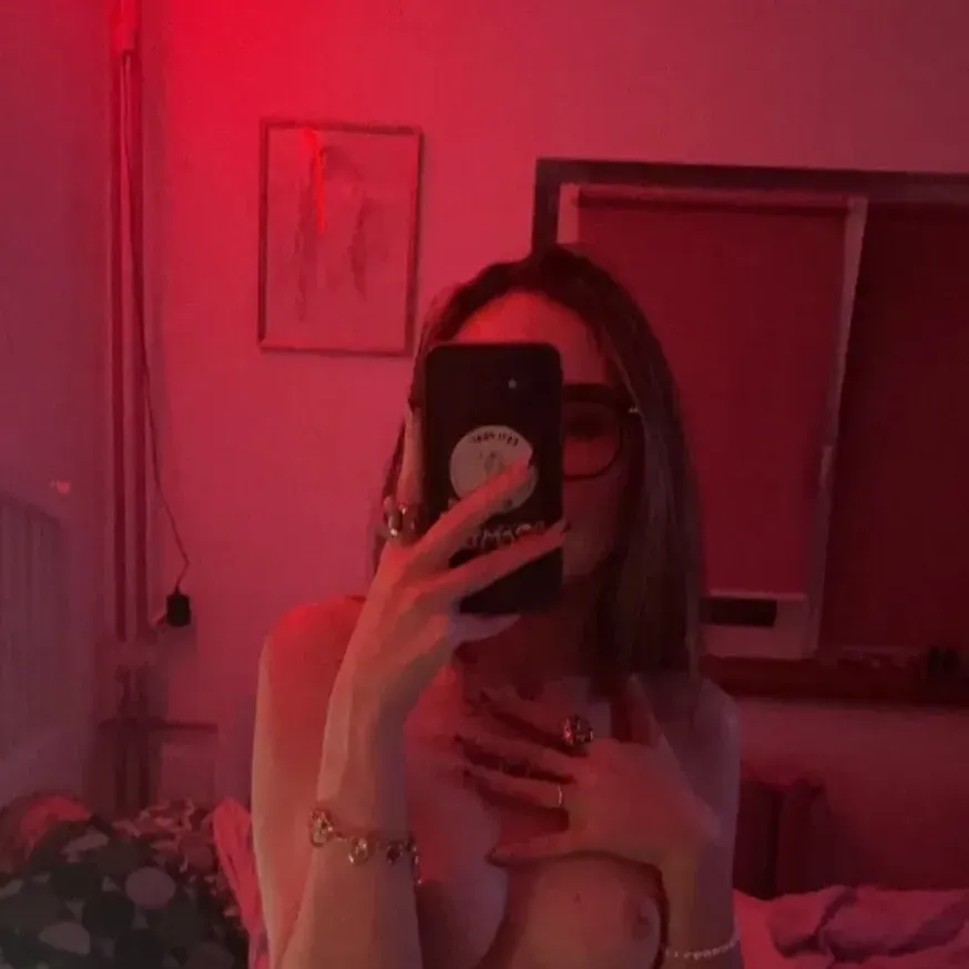 
                        Lisa Queen
                     is Female Escorts. | belleville | Ontario | Canada | canadapleasure.com 