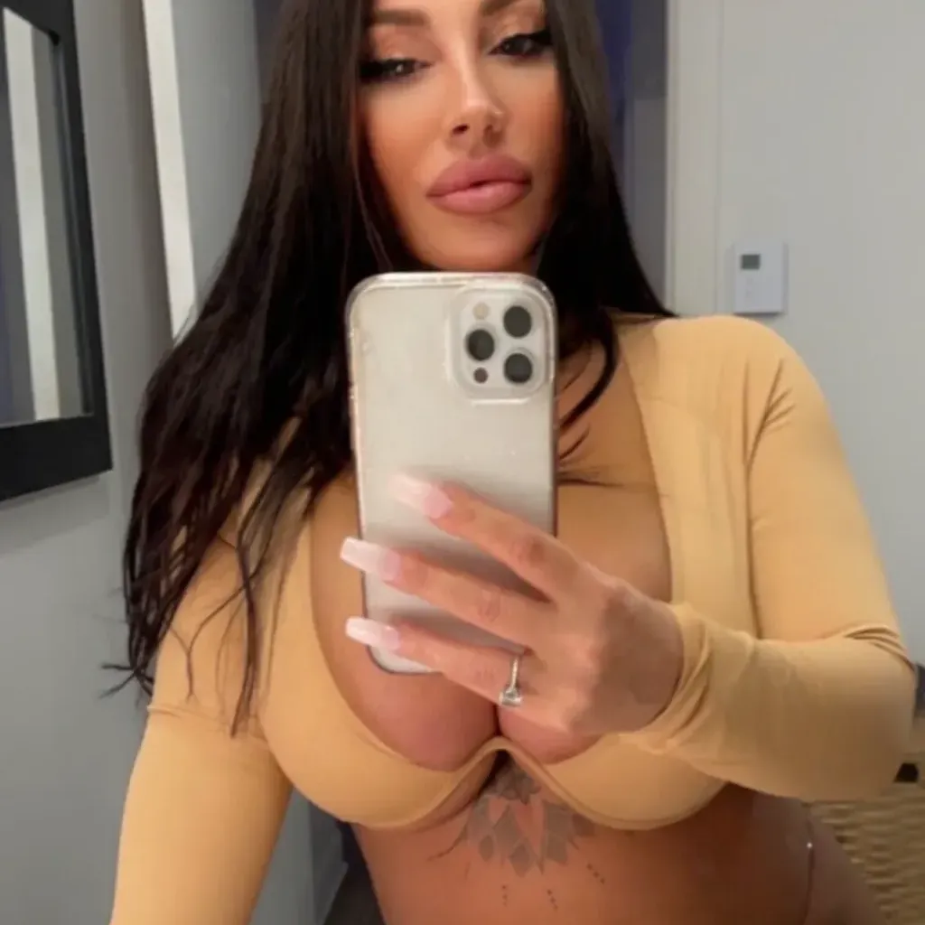 
                        Kimmyrose
                     is Female Escorts. | Quebec City | Quebec | Canada | canadapleasure.com 