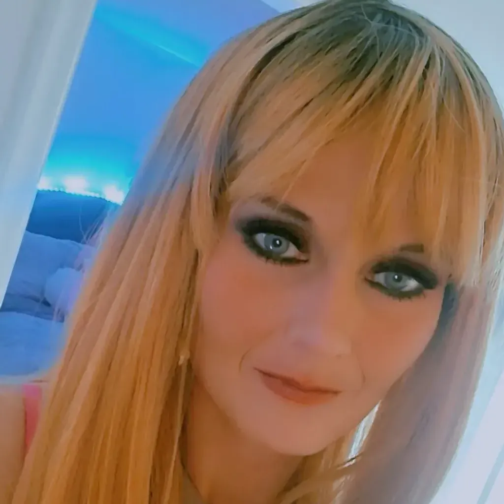 
                        Stacey
                     is Female Escorts. | Nanaimo | British Columbia | Canada | canadapleasure.com 