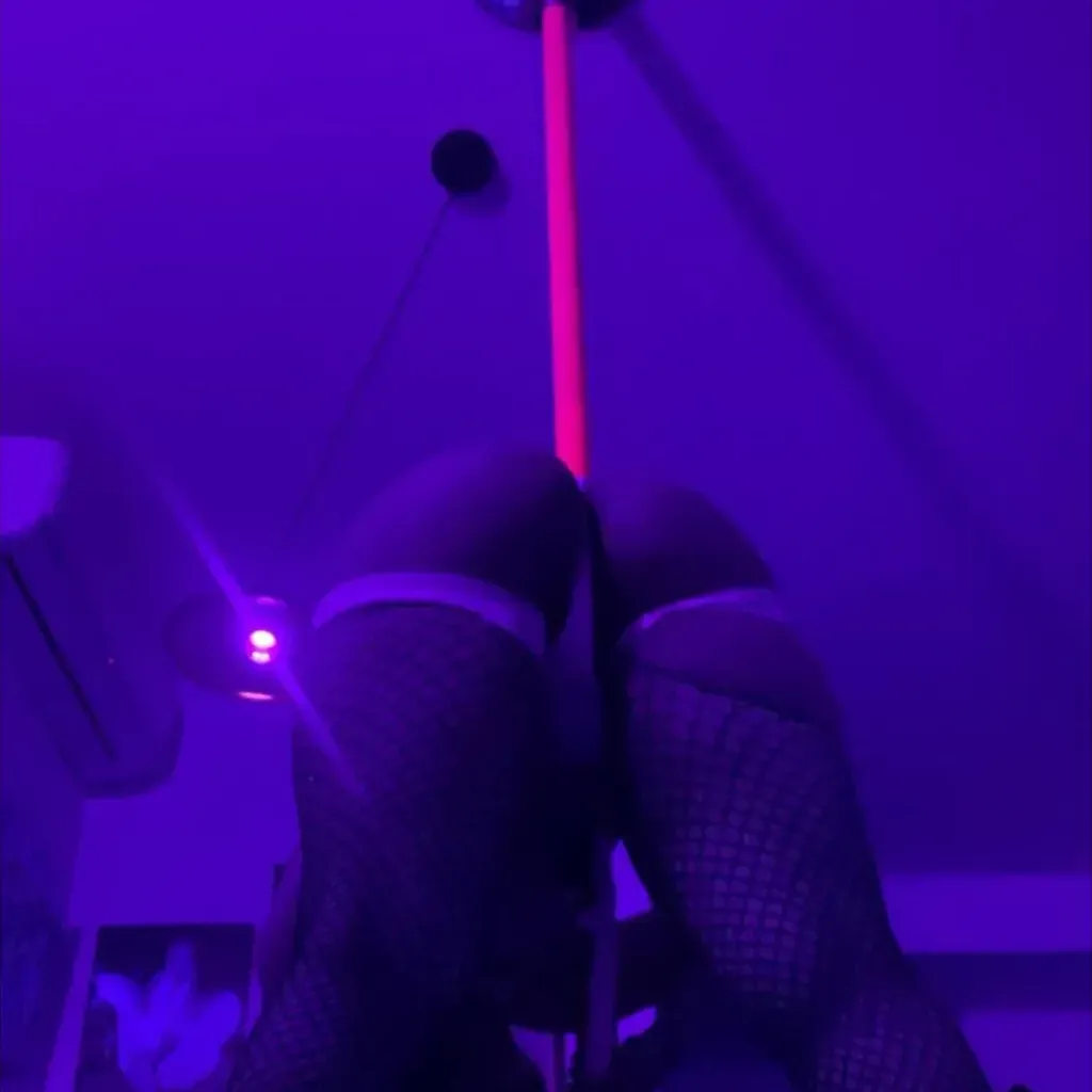 
                        Alyss
                     is Female Escorts. | Kitchener | Ontario | Canada | canadapleasure.com 