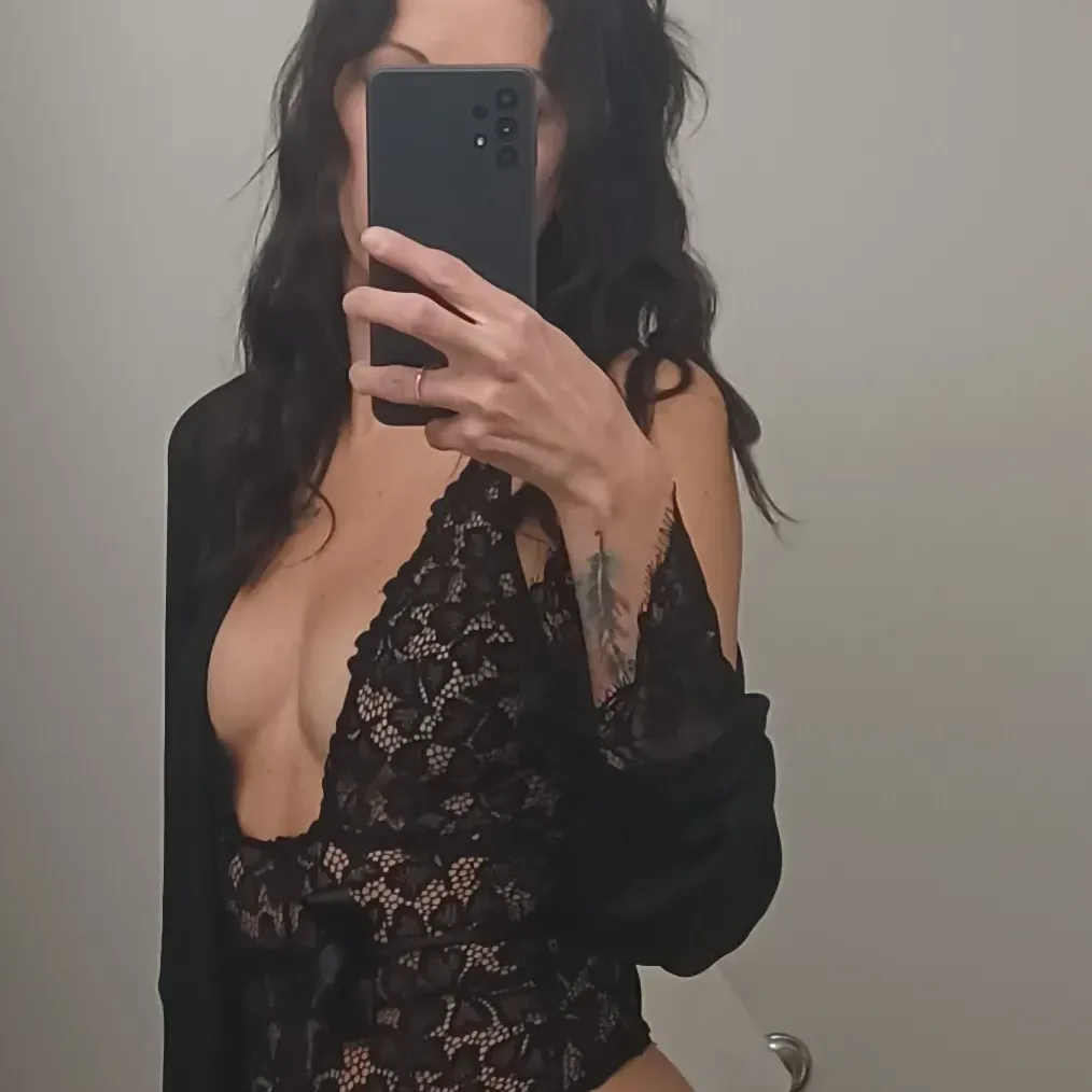 
                        Angel
                     is Female Escorts. | Toronto | Ontario | Canada | canadapleasure.com 
