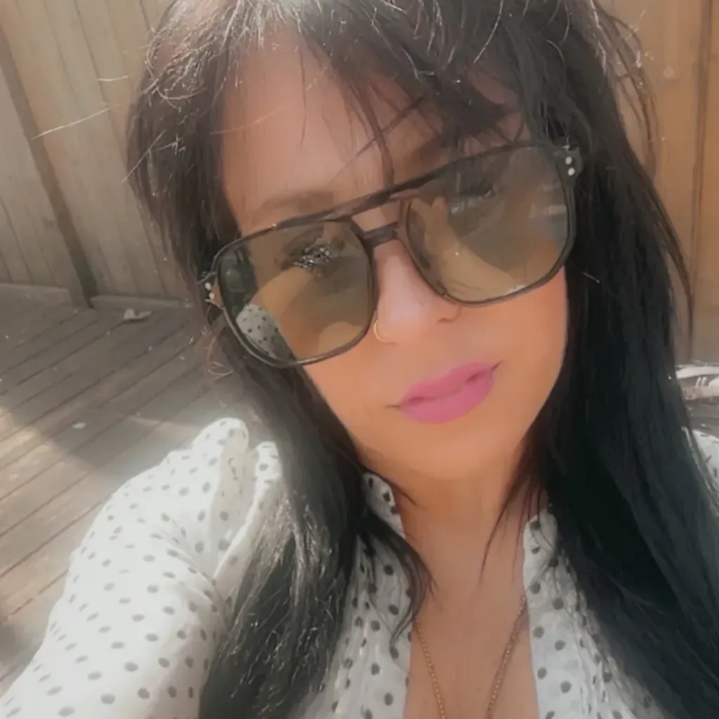 
                        Legacy
                     is Female Escorts. | Barrie | Ontario | Canada | canadapleasure.com 