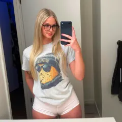 Nadia is Female Escorts. | Orangeville | Ontario | Canada | canadapleasure.com 