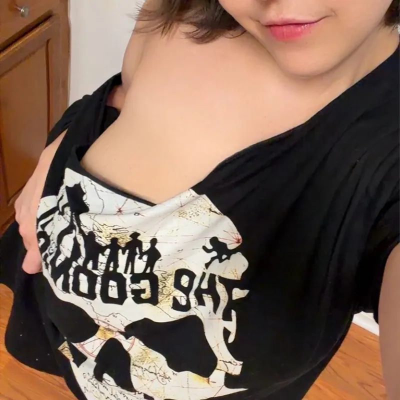 Raya is Female Escorts. | Comox Valley | British Columbia | Canada | canadapleasure.com 