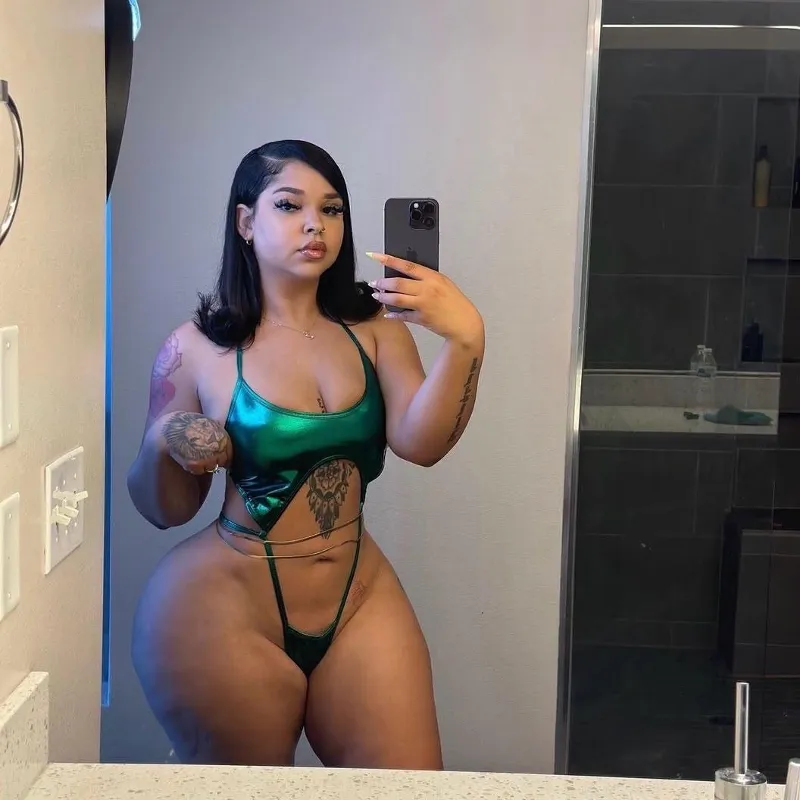 HAILEY is Female Escorts. | Bradford | Ontario | Canada | canadapleasure.com 