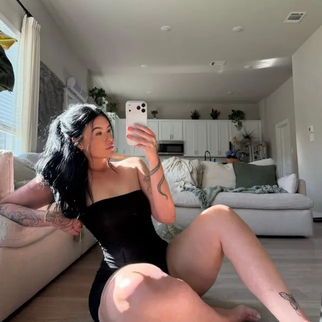 Lisa is Female Escorts. | Calgary | Alberta | Canada | canadapleasure.com 