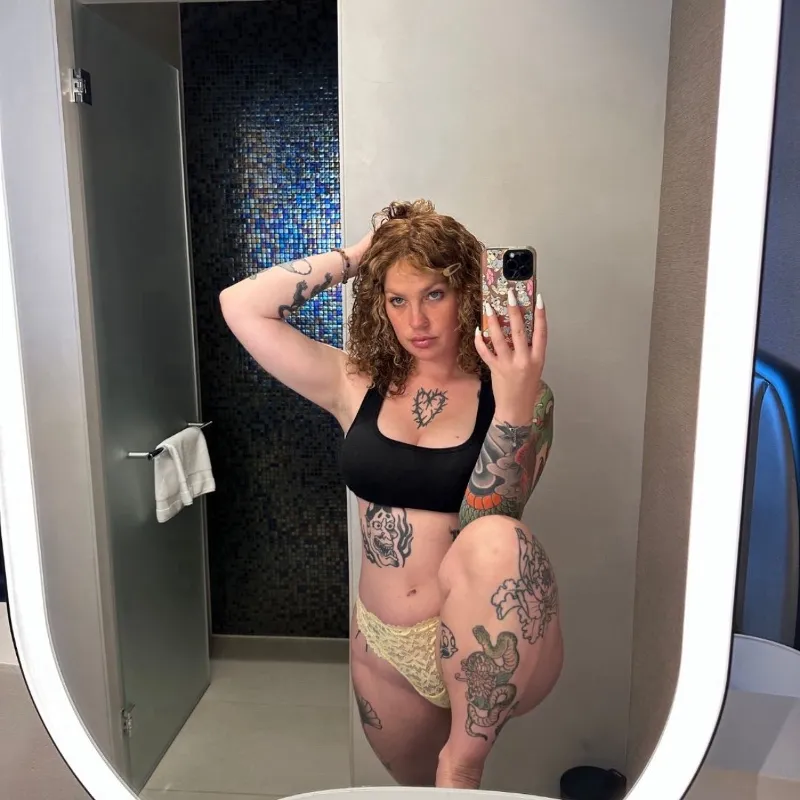 Kimberley is Female Escorts. | Hamilton | Ontario | Canada | canadapleasure.com 
